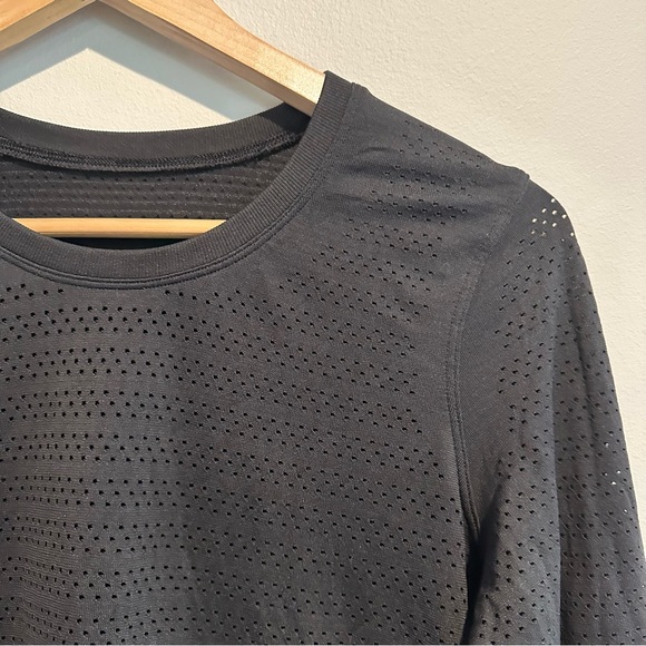 Lululemon Breeze By Long Sleeve - Picture 3 of 7